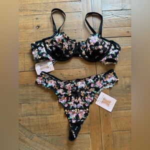 Savage Fenty Bra & Panty Set